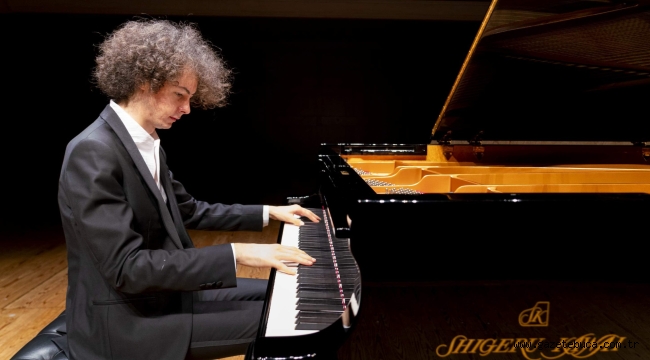 FRANSIZ METZ GRAND EST ULUSAL ORKESTRASI DAYANIŞMA KONSERİ İÇİN TÜRKİYE'DE