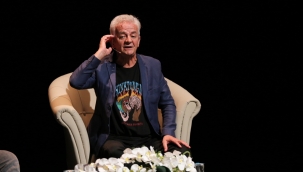 KÜÇÜKÇEKMECE'DE ZAFER ALGÖZ VE CAN YILMAZ'DAN STAND-UP TADINDA SÖYLEŞİ ZAFER ALGÖZ VE CAN YILMAZ SKSM'YE KONUK OLDU