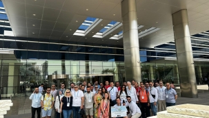 Mobilyacılar Dubai'ye açıldı