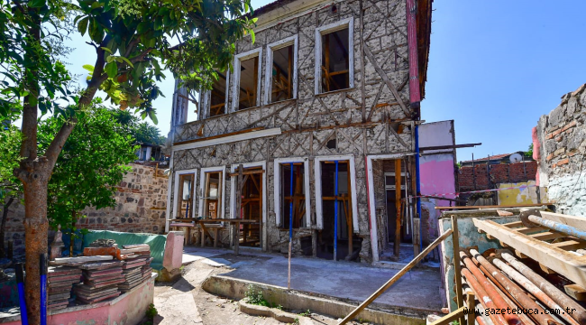 Büyükşehir'den Basmane'ye tarihi dokunuş