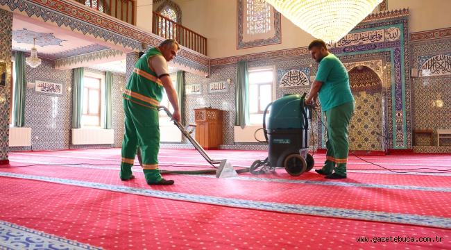 -ÇANKAYA'DA CAMİLERDE BAYRAM TEMİZLİĞİ