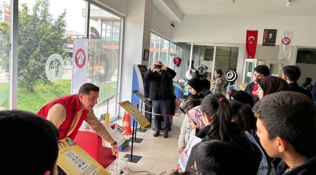 ÇOCUK BİLİM PARKINA ZİYARETÇİ AKINI