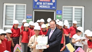KARESİ ATIK GETİRME MERKEZİ ÖĞRENCİLERİ AĞIRLIYOR