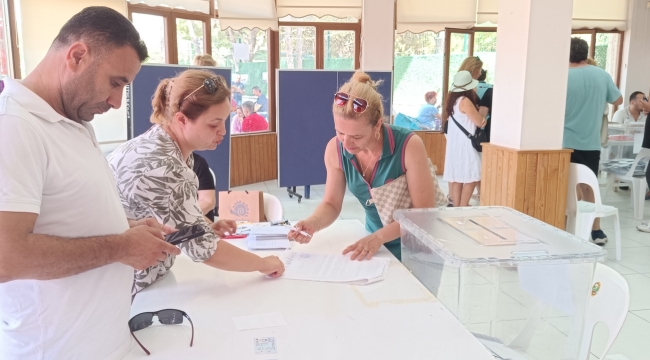 CHP FOÇA DELEGE SEÇİMLERİNİ TAMAMLADI