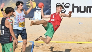 İzmir'deki 17 Yaş Altı Avrupa Plaj Hentbolu Şampiyonaları tamamlandı