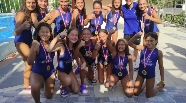 İzmir'in kızlarının bileği bükülmedi