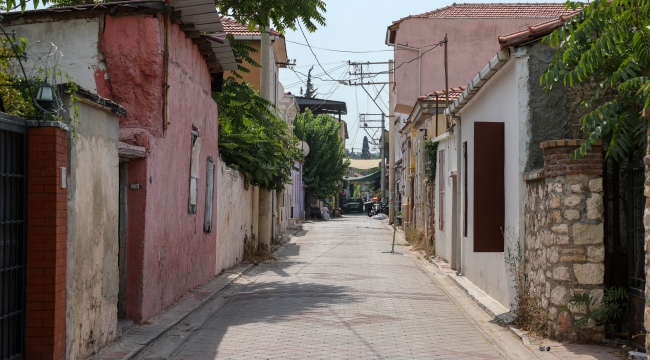 Buca turizmin merkezi olacak . Buca'nın nostaljik sokakları, kent turizmine kazandırılacak