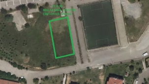Büyükşehir'den Malta Mahallesi'ne futbol sahası