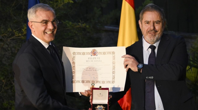 Dışişleri Bakan Yardımcısı Akçapar'a İspanya tarafından devlet nişanı takdim edildi