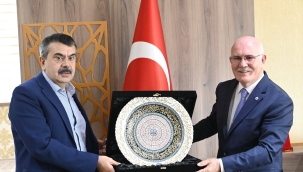 Milli Eğitim Bakanı Tekin, Rektör Savaş'ı Ziyaret Etti