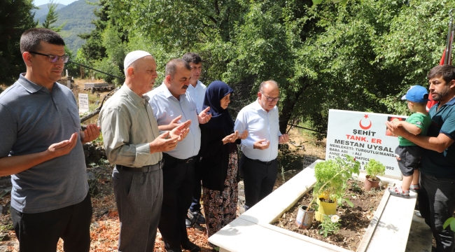 Turgutlu Belediyesi Kahraman Şehidi Unutmadı