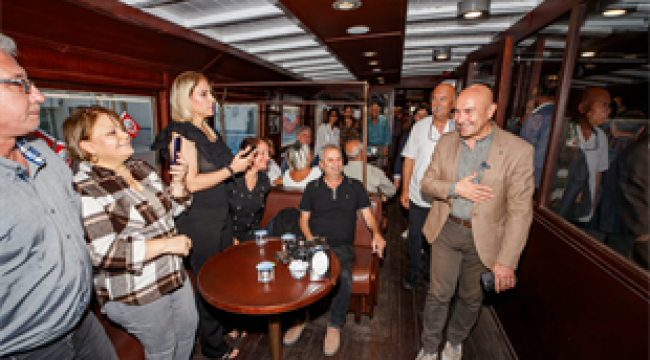 "Atamızın izinde dünya barışını takip etmeliyiz"