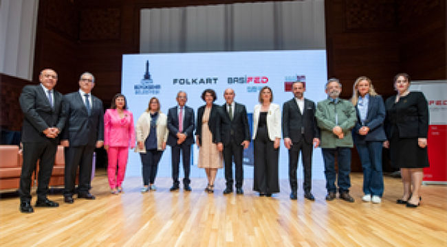 Soyer:"Bu kitabı, hak ve özgürlüklerinden mahrum bırakılan bütün kadınlara adıyoruz"