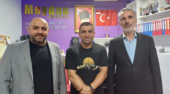 YENİDEN REFAH PARTİSİ'NDEN GAZETE BUCA'YA ZİYARET