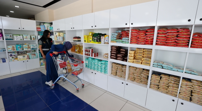 Buca'da dayanışmayı büyüten market