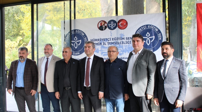 Hürriyetçi Eğitim Sen İzmir Şubesi Kahvaltıda Bir Araya Geldi