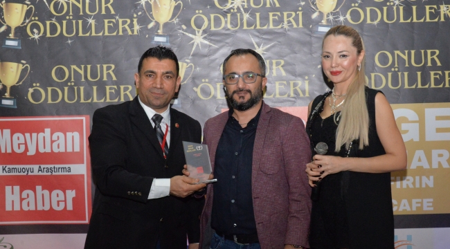 AHMET DOĞAN ÖDÜLÜNÜ ALDI