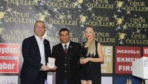 EREN KORKMAZ ÖDÜLÜNÜ ALDI