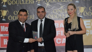 GÖKHAN ALTAYTAŞ ÖDÜLÜNÜ ALDI