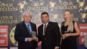 MEHMET GİRGİN ÖDÜLÜNÜ ALDI