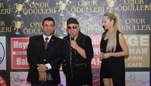 MİKROP HİKMET ÖDÜLÜNÜ ALDI