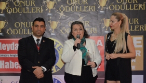 PERVİN SENEM ÖDÜLÜNÜ ALDI