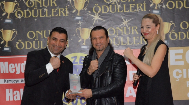 ŞERAFETTİN ANT ÖDÜLÜNÜ ALDI