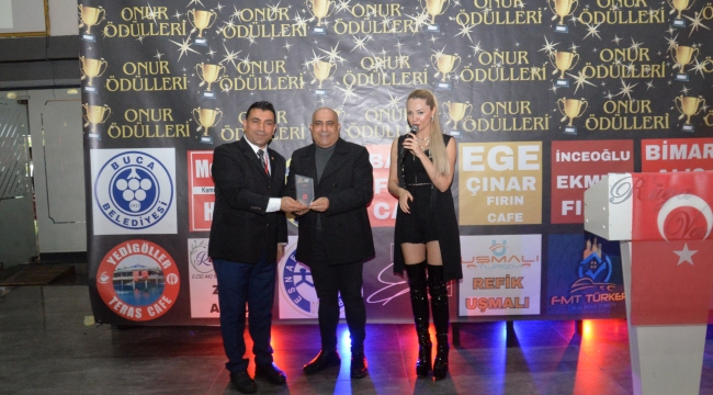 TACETTİN SICAK ÖDÜLÜNÜ ALDI