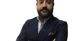 AK PARTİ BUCA BELEDİYESİ MECLİS ÜYESİ ADAY ADAYI ZAFER ARI'DAN ÖRNEK DAVRANIŞ