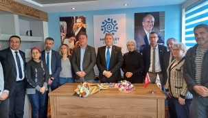 BUCANIN KADIN BAŞKAN ADAYI GÜLDEREN ZEĞEREK ÖZAFACAN