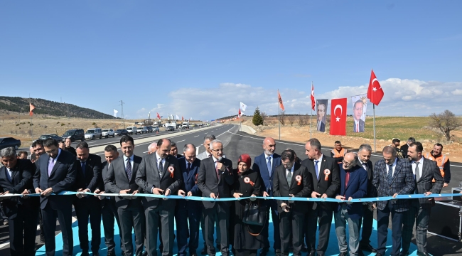 KONYA'DA BEYŞEHİR- SEYDİŞEHİR ARASI BÖLÜNMÜŞ YOL ÇALIŞMALARI TAMAMLANDI, VATANDAŞLARIN HİZMETİNE AÇILDI