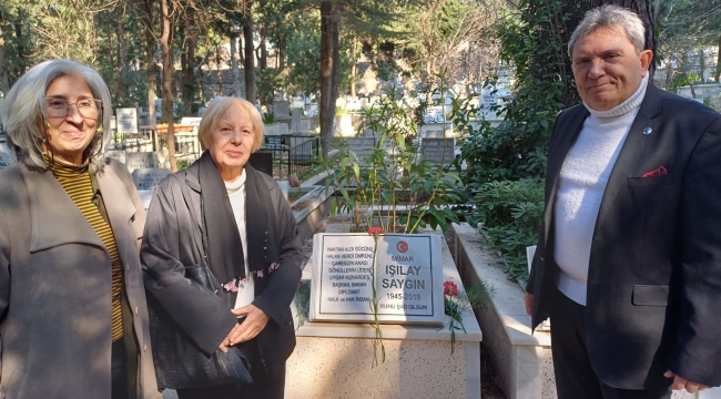 MEMLEKET PARTİSİNDEN IŞILAY SAYGIN KABRİNE ZİYARET