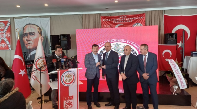 Sivas Yiğidolar Dernekleri Federasyonunun Düzenlediği Kahvaltıya Birçok Siyasi İsimin Katılımı Gerçekleşti....