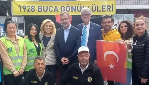 İZMİR MİLLETVEKİLLERİ 1928 BUCA GÖNÜLLÜLERİ STANDINDA!