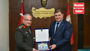 Başkan Cemil Tugay Ege Ordusu Komutanı Yeni'yi ziyaret etti