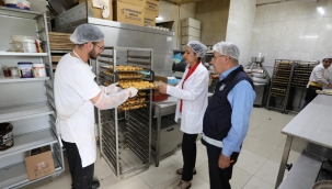 Bayraklı'da gıda satışı yapan işletmelere sıkı denetim