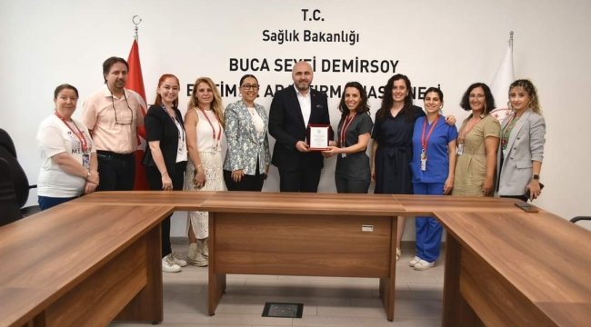 BUCA SEYFİ DEMİRSOY EĞİTİM VE ARAŞTIRMA HASTANESİ'NE BİRİNCİLİK ÖDÜLÜ