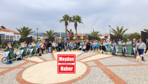 Güzelbahçe'de Halk-Belediye Birlikte Sokakları Temizledi