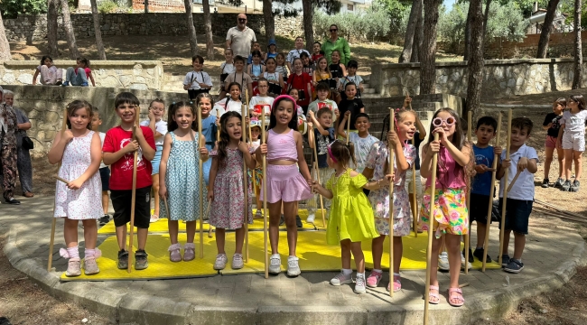 EFES SELÇUK'TA ÇEVRE GÜNÜ YETENEKLİ ÇOCUKLARLA KUTLANDI