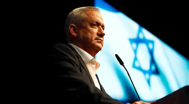 İsrail Savaş Kabinesi üyesi Gantz, kabineden istifa ettiğini duyurdu