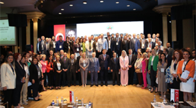 İzmir Büyükşehir Belediye Başkanı Dr. Cemil Tugay, Sağlıklı Kentler Birliği Başkanı oldu