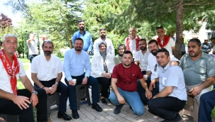 AK Parti Genel Başkan Yardımcısı, Balıkesir Milletvekili Belgin Uygur ve AK Parti İl Başkanı Mehmet Aydemir'den Sındırgı Çıkarması