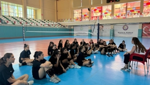 Salihlide de öğrencilere teknoloji bağımlılığı ve spor eğitimi