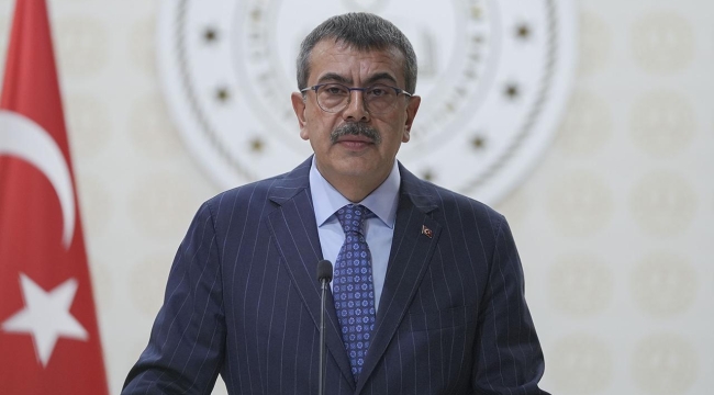 BAKANDAN TEPKİ SONRASI AÇIKLAMA Yusuf Tekin: Pazartesi itibarıyla 30 bin temizlik personeli alınacak