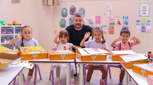 Buca Belediyesi'nden miniklere ücretsiz eğitim seti