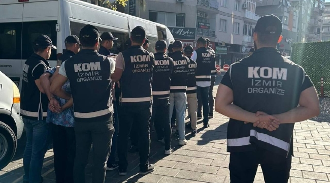 İzmir'de silah kaçakçılığı operasyonunda 7 şüpheli tutuklandı