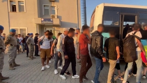 Mersin'de 50 düzensiz göçmen yakalandı