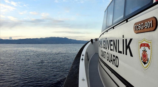 Sahil Güvenlik: Yunan sahil güvenlik unsuru süratle kendi kara sularına döndü