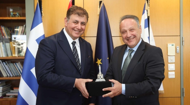 Başkan Tugay Selanik'te "İzmir ile Selanik arasında deniz ve hava ulaşımı için çalışacağız"