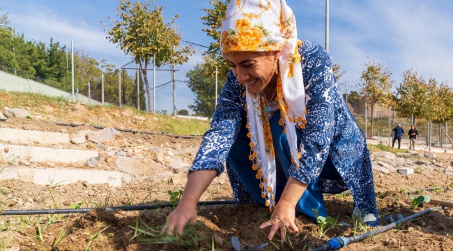 Kadifekaleli kadınlarla dayanışma sofrası
